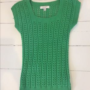 Green woven top